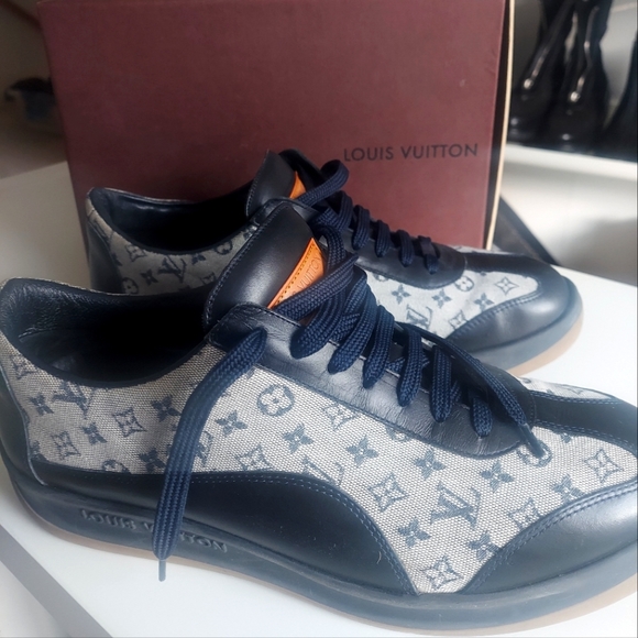 Authentic Louis Vuitton Shoes women's size 10 Blue